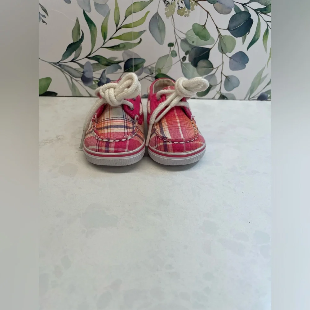 Beautiful Pink Sperry Infant‎ Crib Shoes Size 1